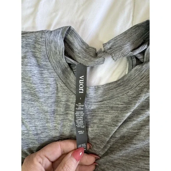 Vuori All Day Jumpsuit Short Sleeve Jumpsuit In Grey Size Large Short Sleeve - Picture 3 of 7